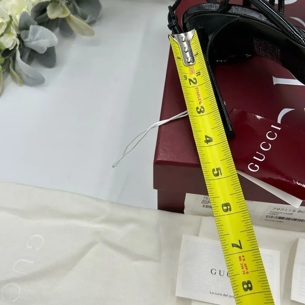 Women's Gucci, patent leather strap sandals size 39.5 made in Italy